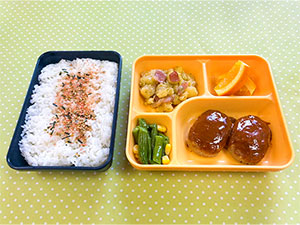 お弁当の写真